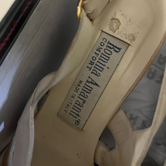 Beige sandals made in Italy - Picture 2 of 3